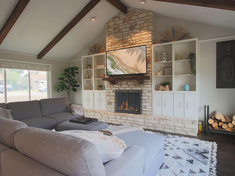 1st image of 13503 Paddington Cir