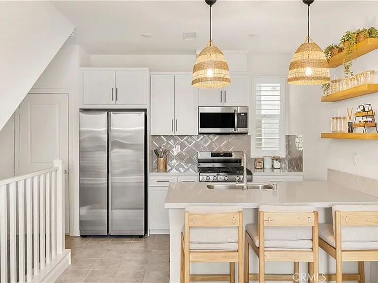 1590 E Hermosa Ln #3 — Photo 12