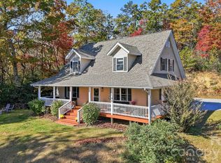 138 Down To Earth Dr, Burnsville, NC 28714