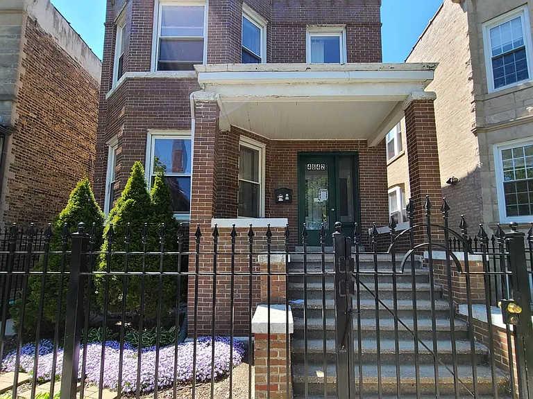 4642 N Saint Louis Ave #B — Photo 13