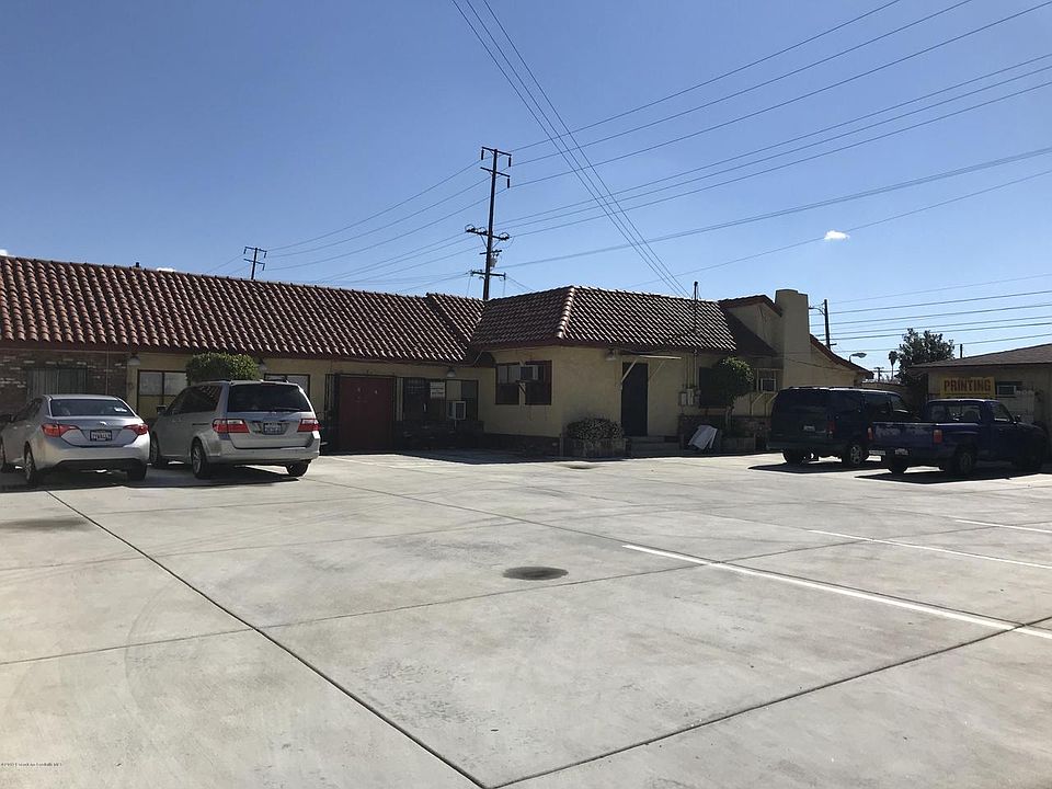 2nd image of 11303 Lower Azusa Rd