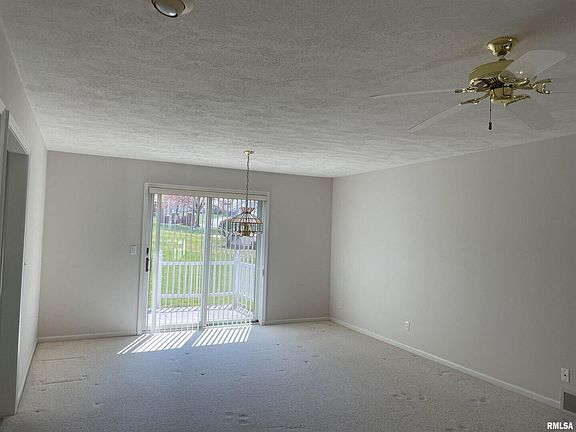 3rd image of 301 Shannon Dr N