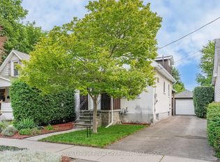 19 Walter St, Guelph, ON N1E5N9
