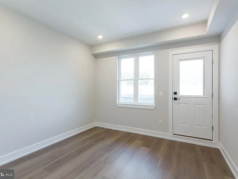 3849 Fairmount Ave #2 — Photo 15