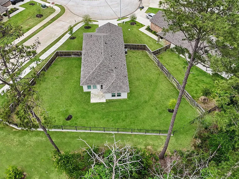 7103 Blue Oak Dr — Photo 3