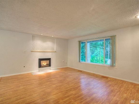 2nd image of 42602 SE 170th St