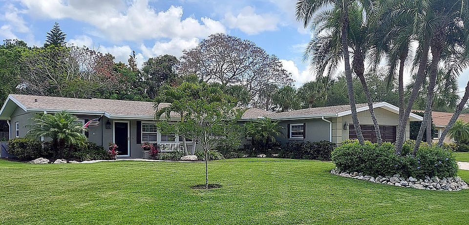 1st image of 448 S Shore Dr