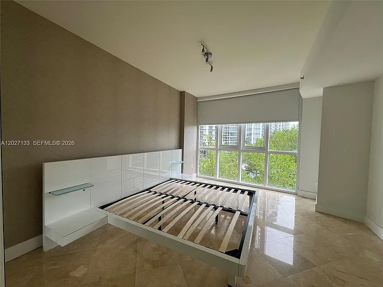 18201 Collins Ave #601A — Photo 46