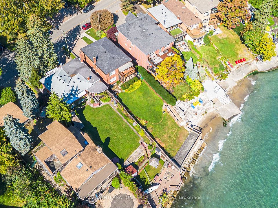 1st image of 407 Lake Promenade