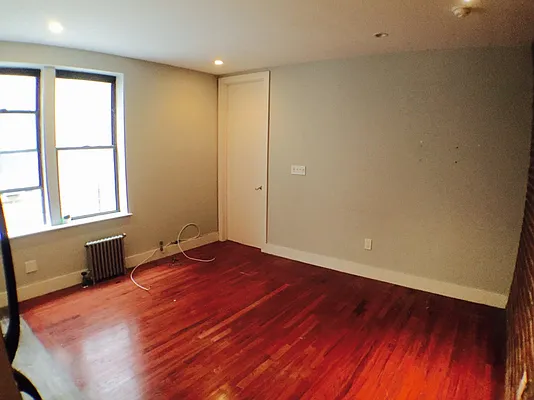 Rented by Bohemia Realty Group | media 45