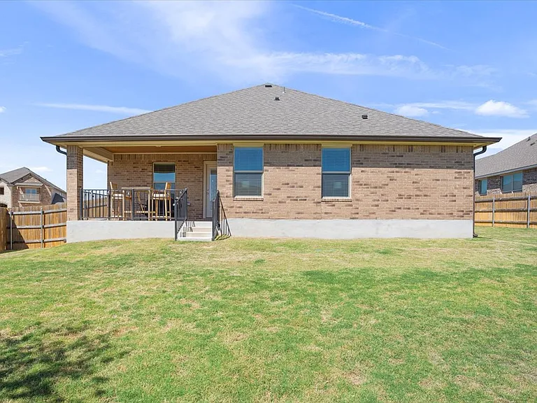 5737 Saint Charles Dr — Photo 24