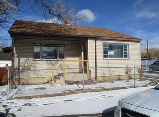 1121 10th St, Rock Springs, WY 82901