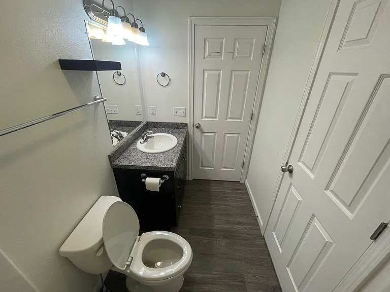 4733-4739 W Adirondack Cir — Photo 11