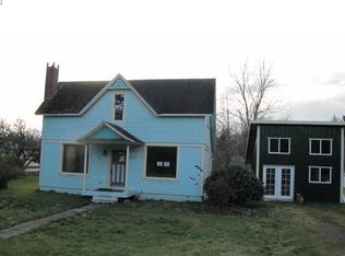 863 State Route 101, Chinook, WA 98614