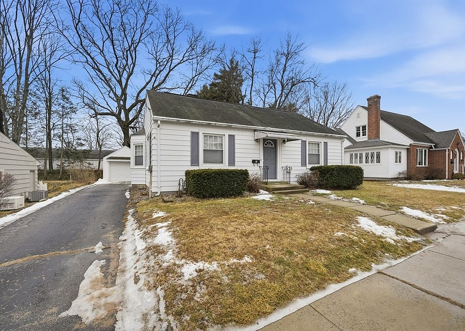 1st image of 50 Warsaw Ave