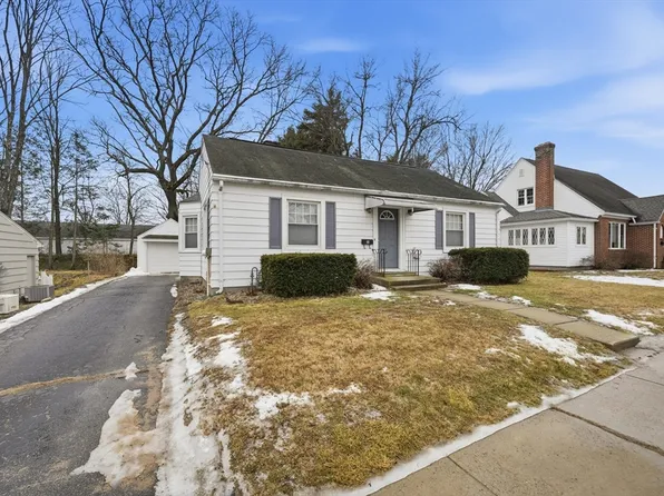 50 Warsaw Ave, Ludlow, MA 01056