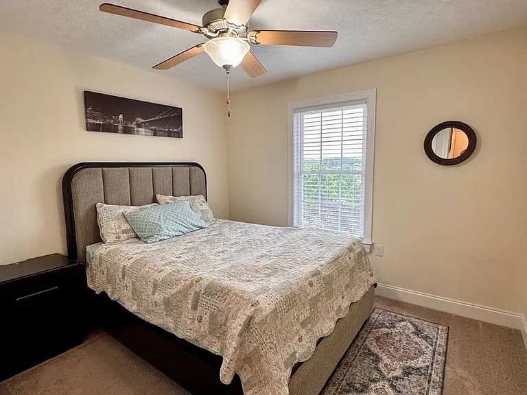 573 Spring Oaks Dr — Photo 14