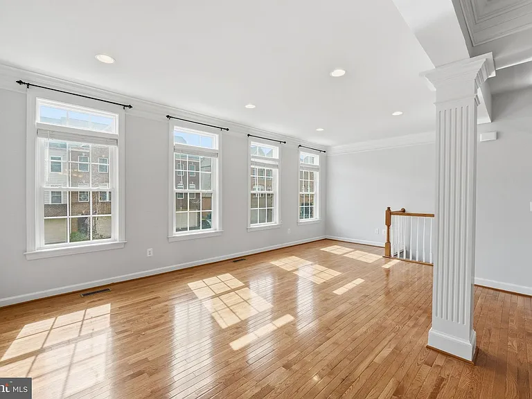21253 Park Grove Ter — Photo 19