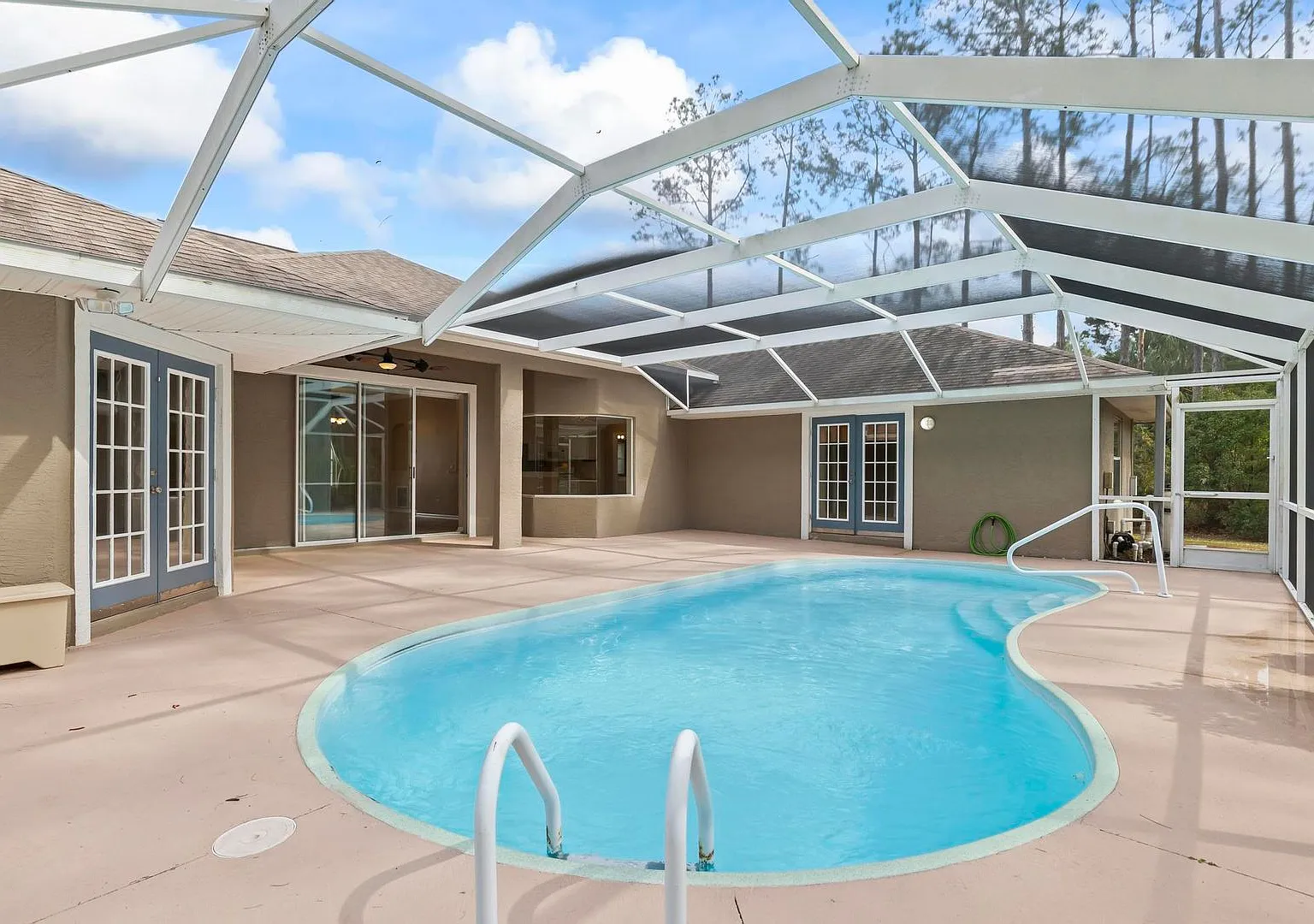 Pool home available now! — Photo 3
