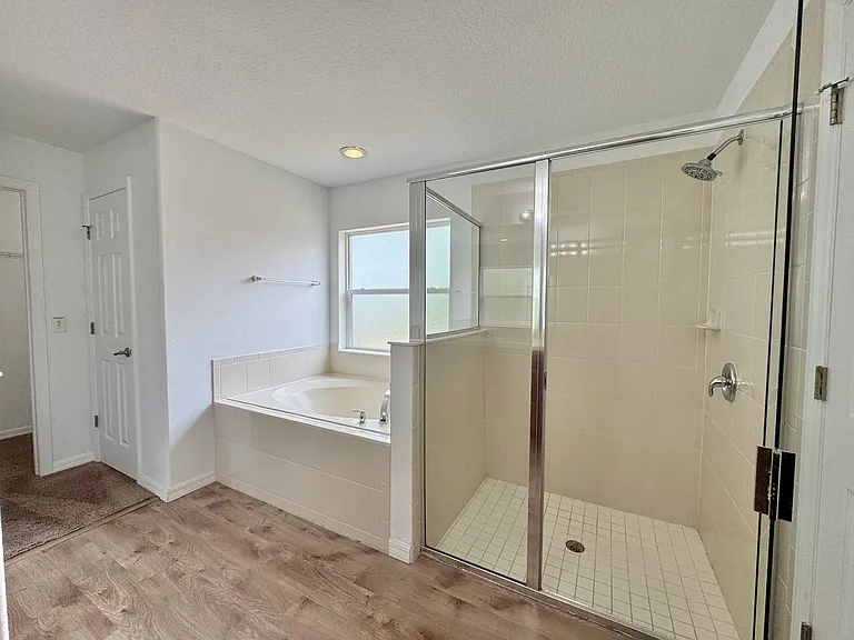 502 Viola Dr — Photo 22