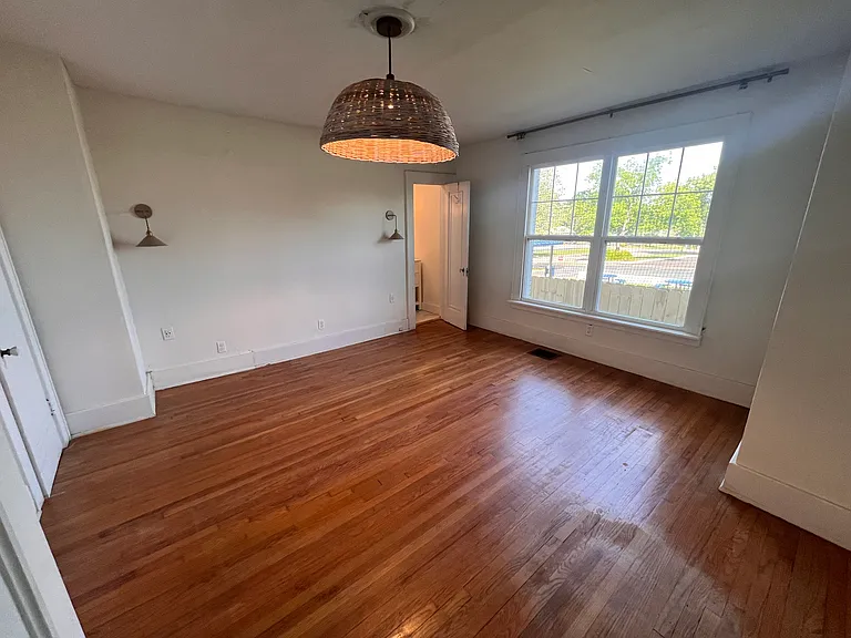 4010 Albemarle Ave — Photo 26