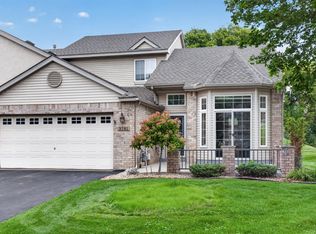 3781 Burgundy Dr, Eagan, MN 55122