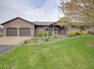 7647 White Oak Rd, Clinton, IL 61727