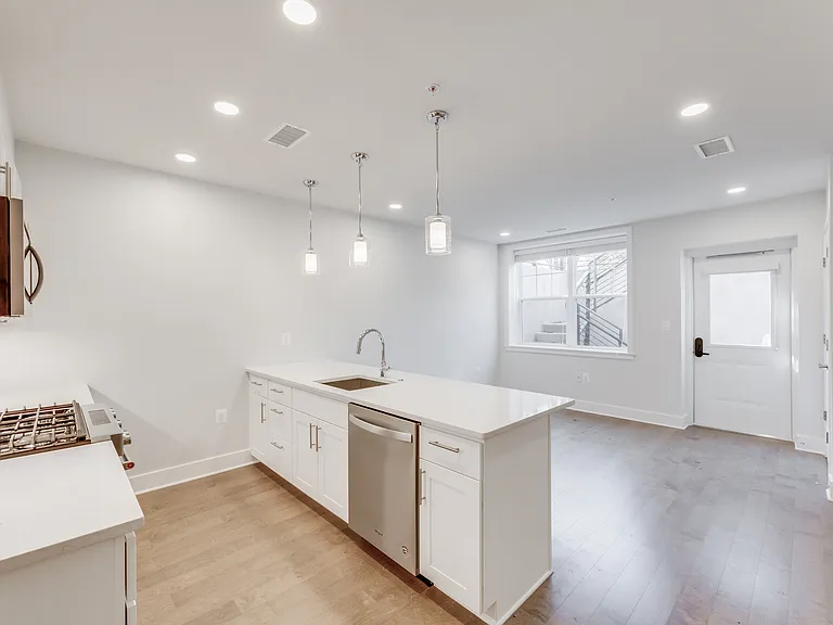 2205 40th Pl NW #1 — Photo 2