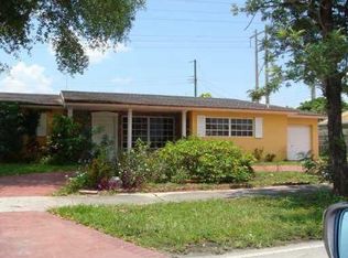 8360 W 18th Ln, Hialeah, FL 33014