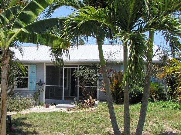 6616 Fuller Dr, Bokeelia, FL 33922