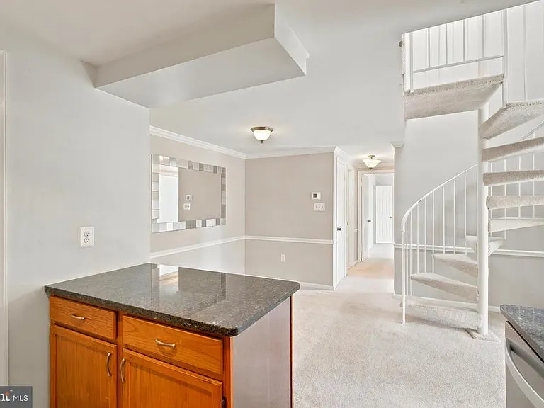 12287 Wadsworth Way — Photo 8