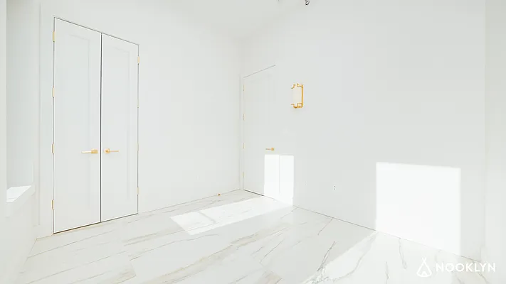Rented by Nooklyn NYC LLC | media 8