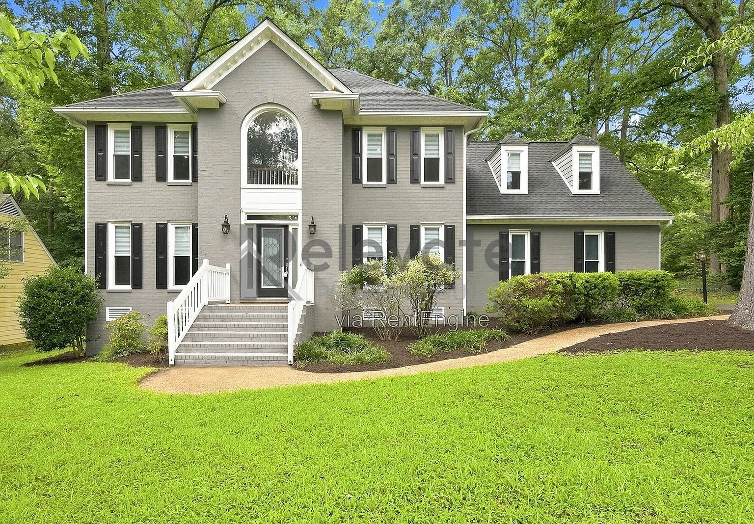 4 bed, 3.0 bath, 2520 sqft, $2,945 — Photo 1