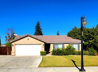 10500 Yosemite Falls Ave, Bakersfield, CA 93312