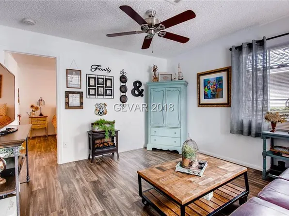 2132 Petersham Ct, Las Vegas, NV 89108