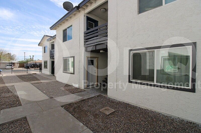1st image of 750 E 1st Ave APT 15