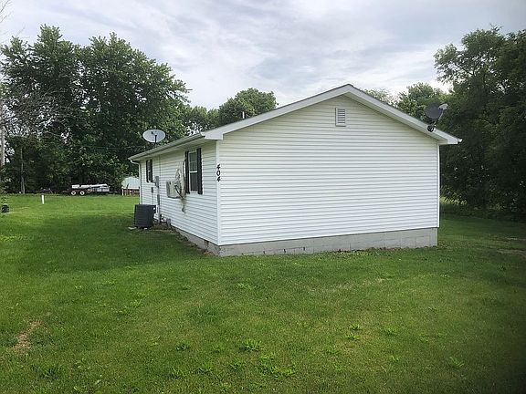 2nd image of 404 Taylor Ave