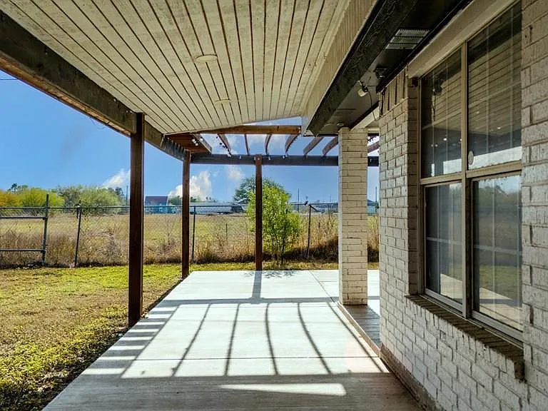 2709 S Calle Duquesa — Photo 37