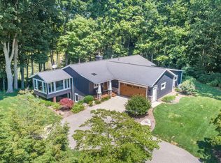 7736 Pigeon Trl, West Olive, MI 49460