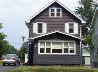32 Holcroft Rd, Rochester, NY 14612