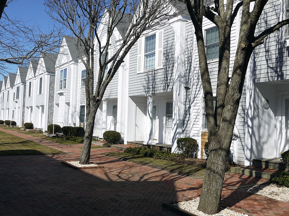 1st image of 160 5th St APT 26