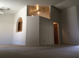 9525 Chianti Ln, Las Vegas, NV 89117