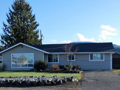 359 W Hammond St, Sequim, WA, 98382