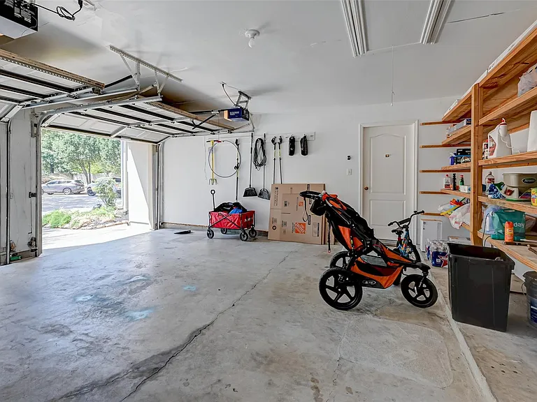 1107 Parkhaven Ln — Photo 36