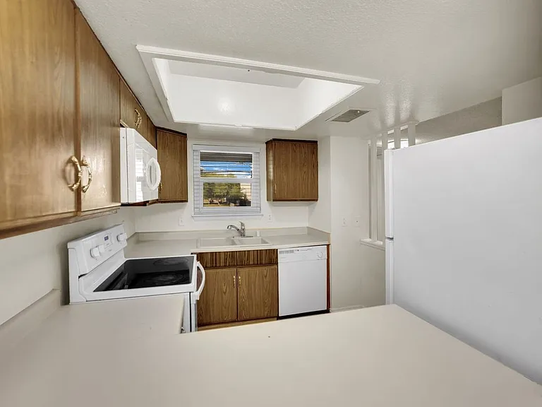 3823 S Maryland Pkwy #B9 — Photo 7