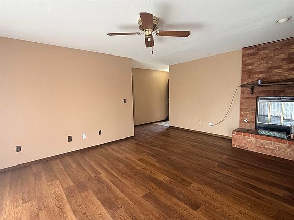 5th image of 5601 Arrowhead Dr