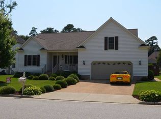 102 Jara Ln, Yorktown, VA 23693