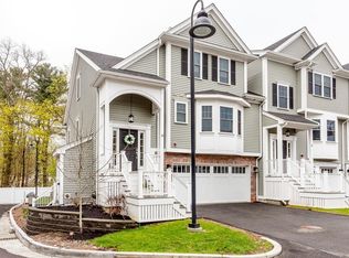 15 Audubon Way #15, Canton, MA 02021
