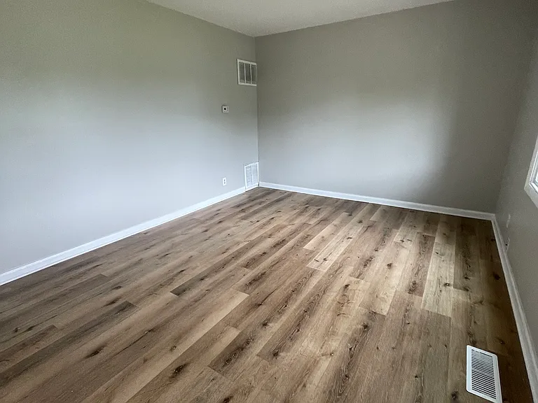 4974 Tennessee St — Photo 2