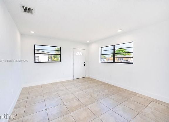 5th image of 3461 NW 208th St